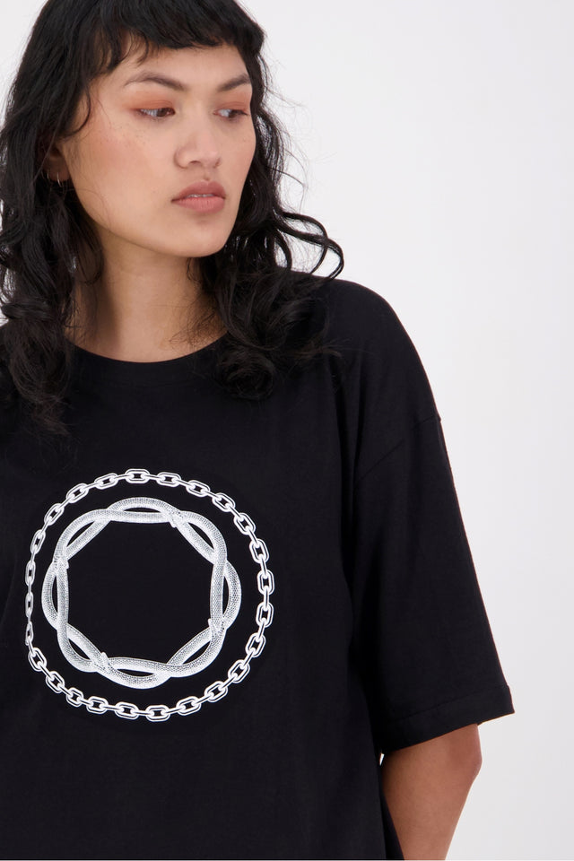 Reiji Tee (Chains) Black **SAMPLE** SIZE 10/12