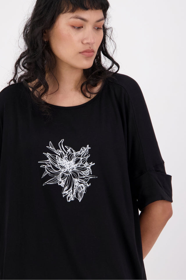 Unity Tee (Chrysanthemum) Black