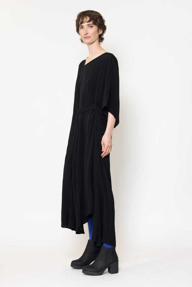 Altar Dress (Black)