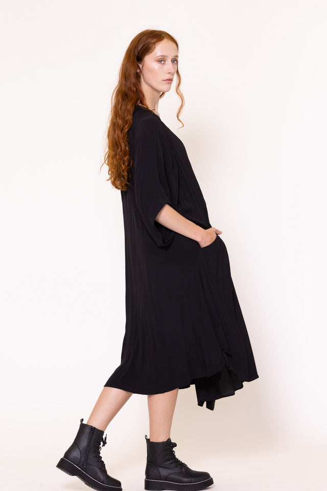 Dormant Dress (Black)