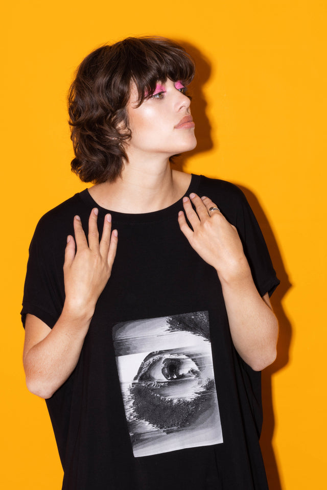 Lacuna Tee (Eye Print)